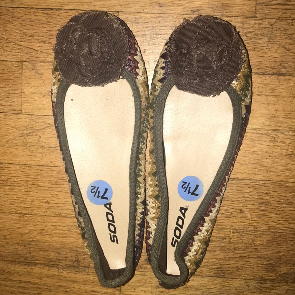 FREE!! with bundle Flats